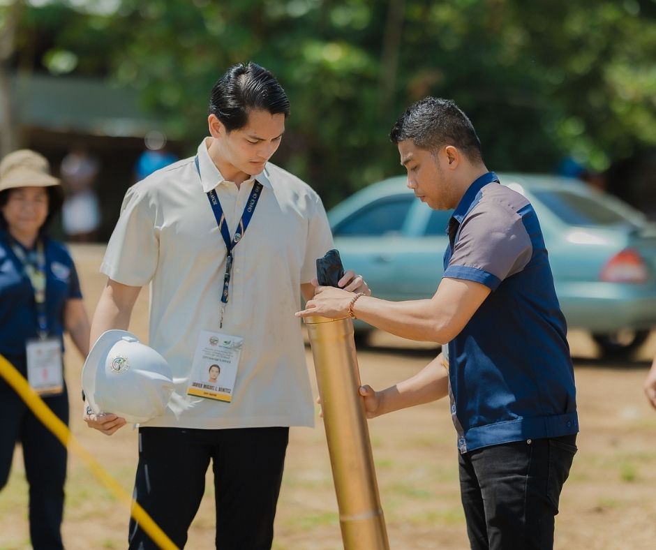 MAYOR JAVI LEADS GROUNDBREAKING OF THREE NEW PROJECTS IN VICTORIAS
